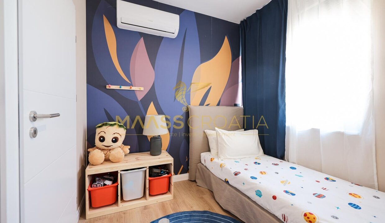 PHOTO-2025-09-25-09-47-39 (1)