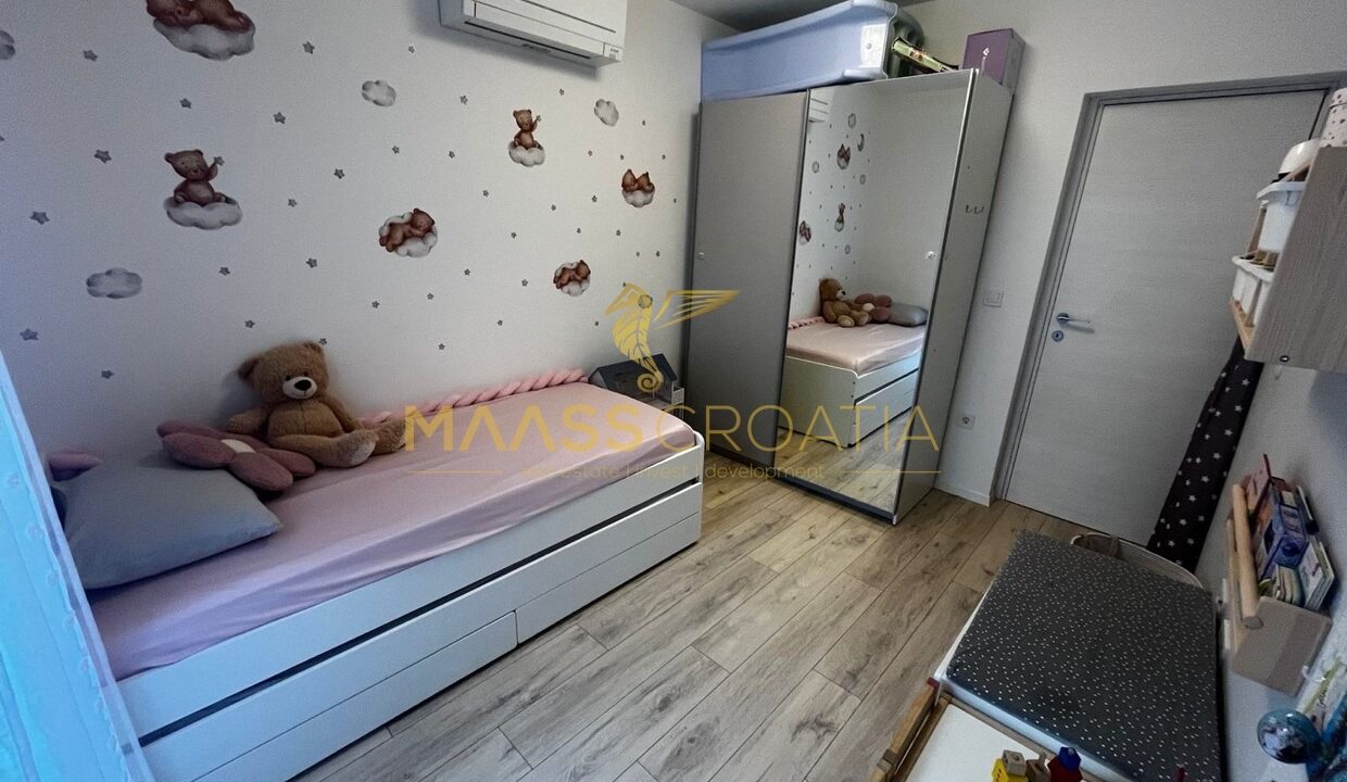 PHOTO-2025-11-20-10-45-01 (6)