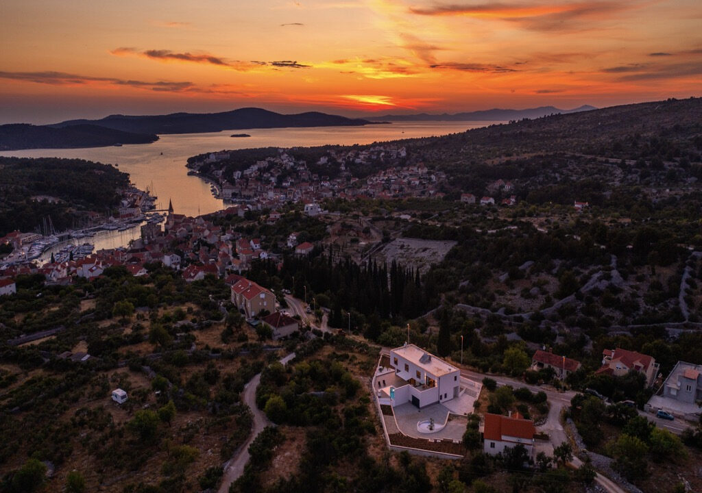 Atemberaubende ultramoderne Villa mit Meerblick - Milna, Brac