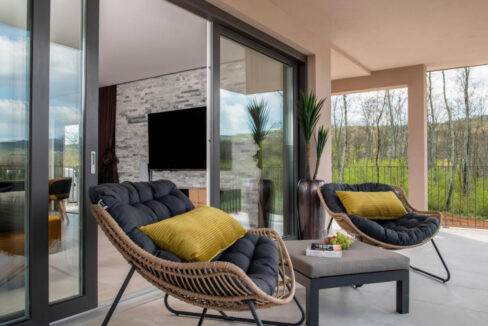 Neue moderne Villa mit traditionellem Charakter - Labin, Istra