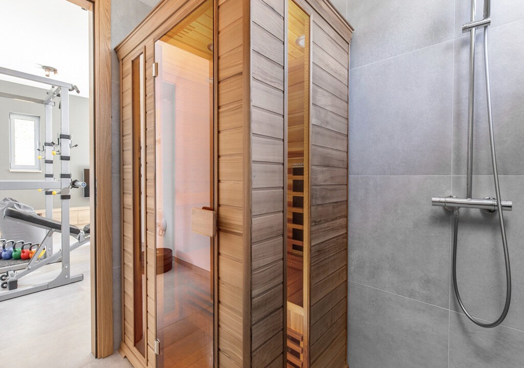 Freies Klettern Ultramodernes Haus - Raum Zadar