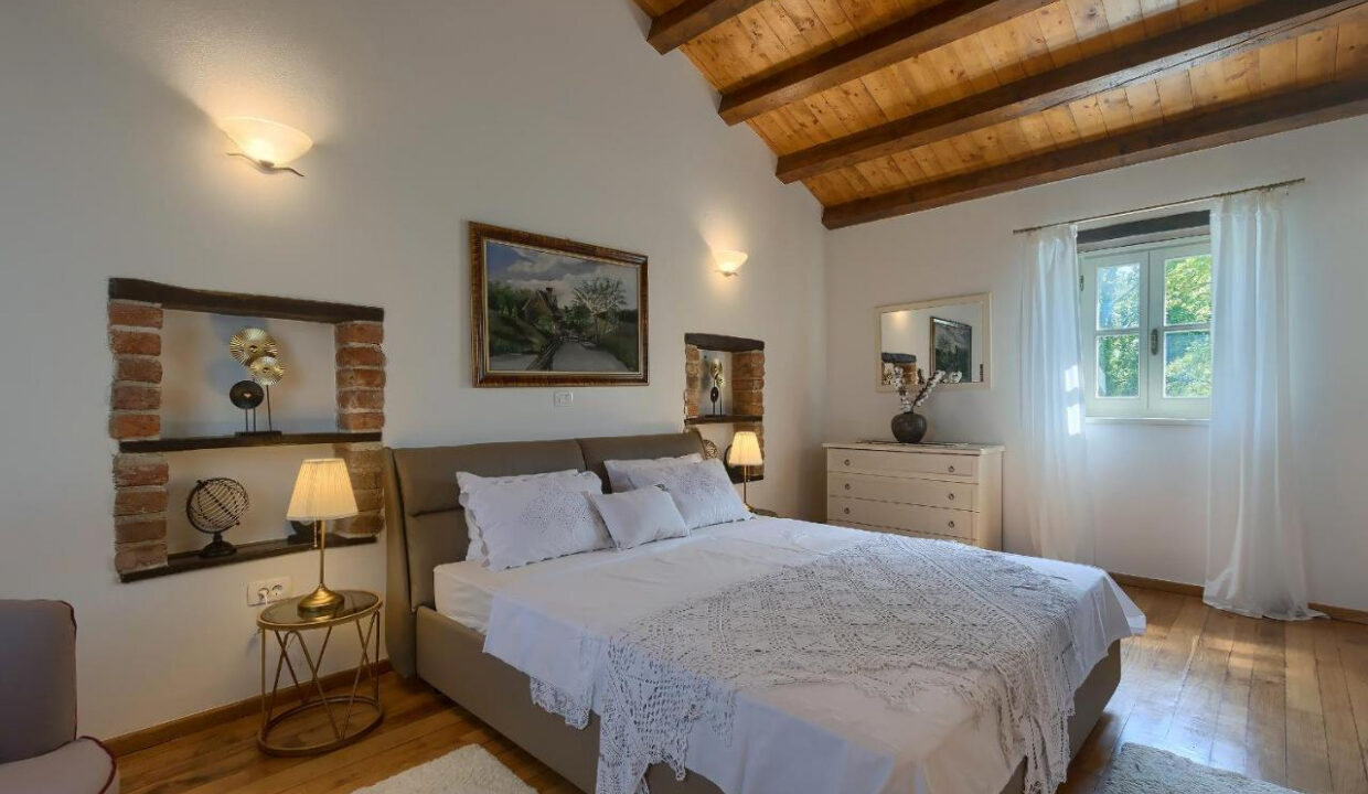 Wunderschönes Steinhaus bei Tinjan