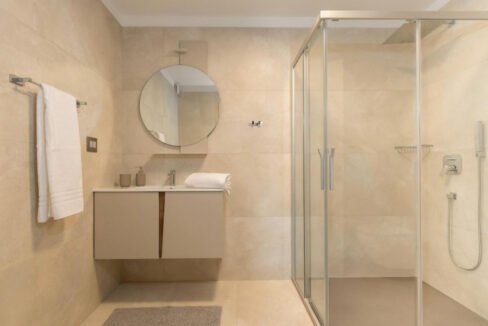 Neue moderne Villa mit traditionellem Charakter - Labin, Istra