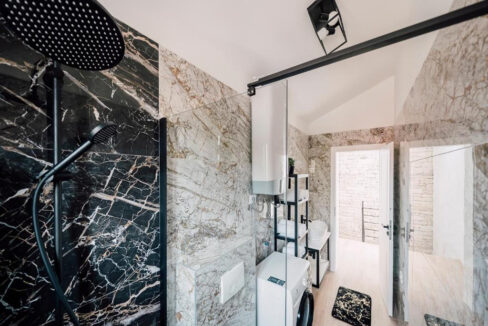 Neue moderne Villa aus Stein in der Region Zadar