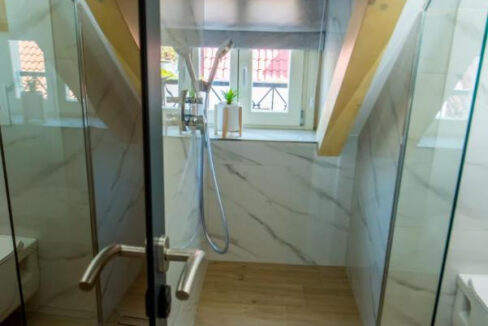 Rustikale Doppelhaushälfte - Kastel Luksic