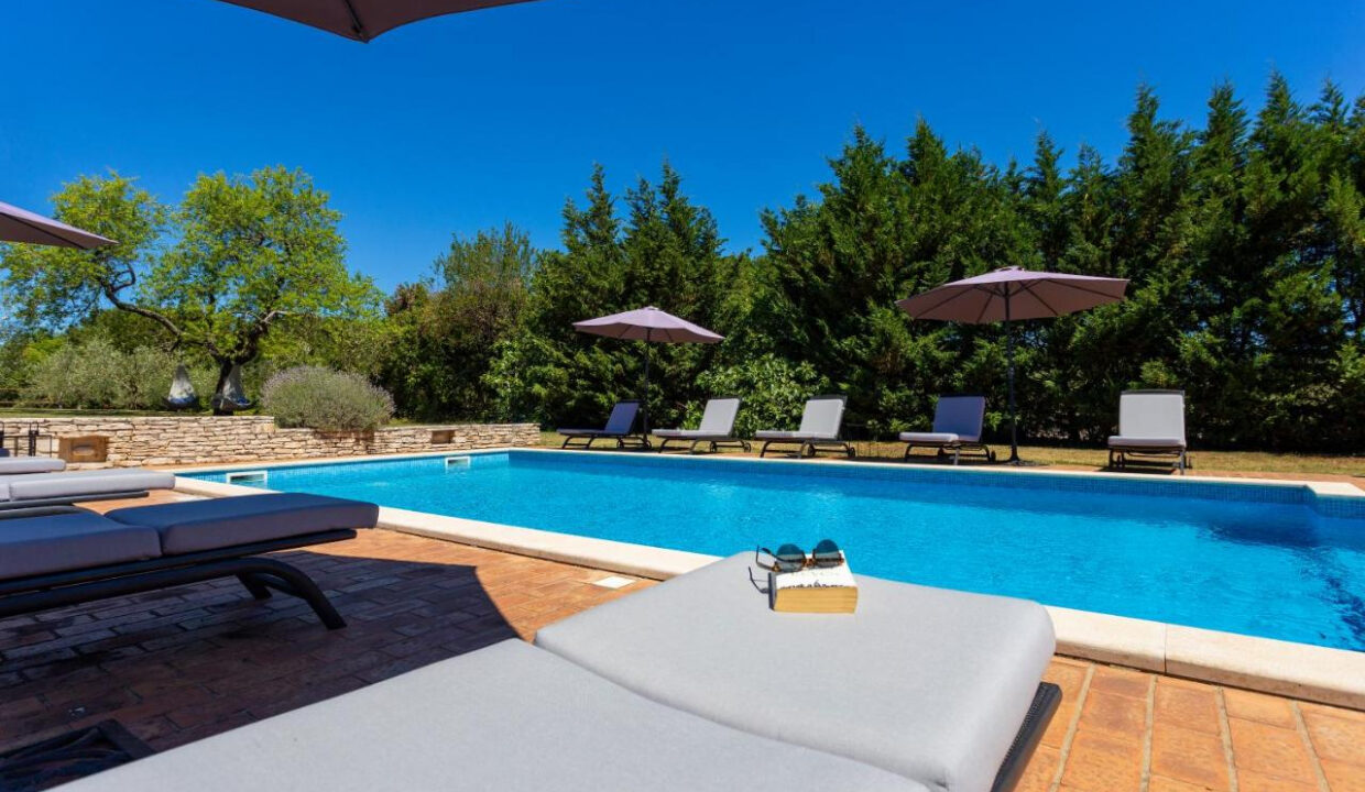 Haus mit Schwimmbad - Rakalj, Istrien