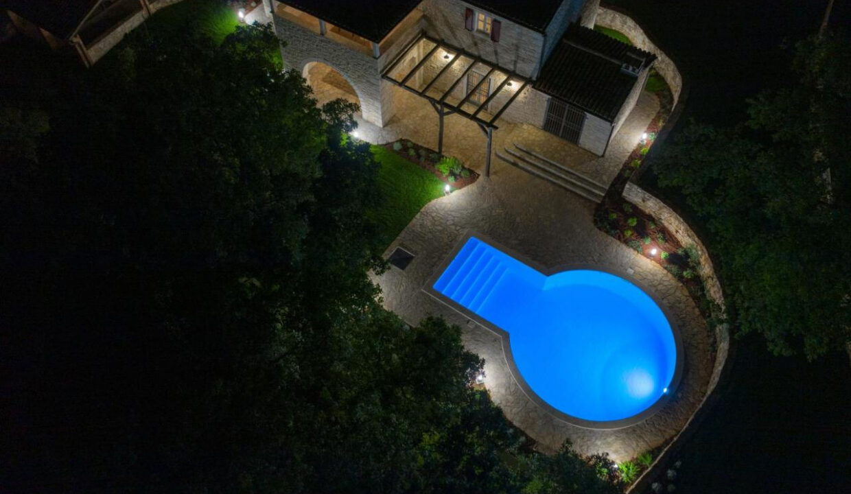 Wunderschönes Steinhaus bei Tinjan