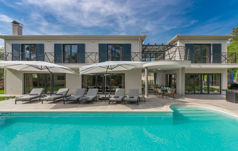 Exklusive Villa Pore?