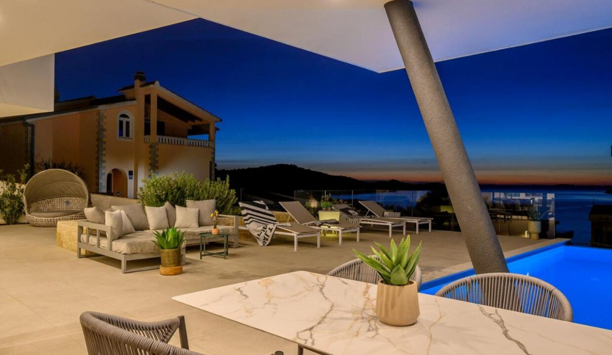 Luxuriöse Villa Ražanj