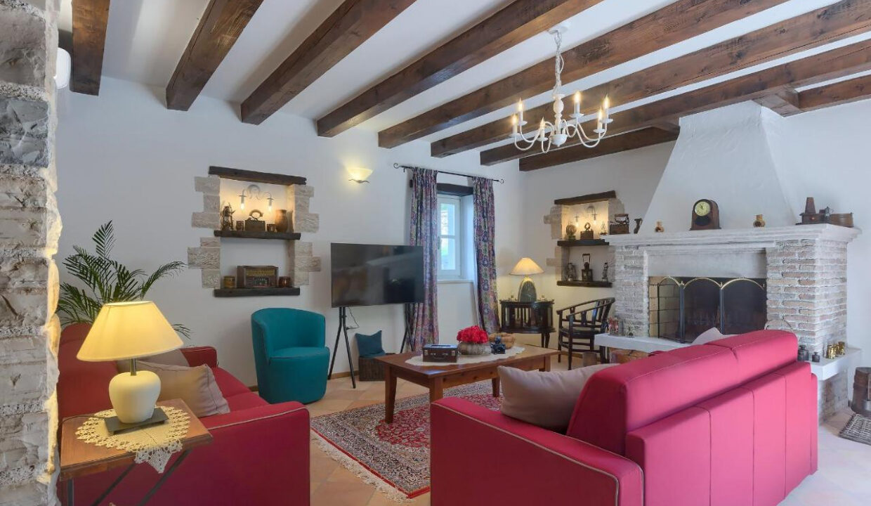 Wunderschönes Steinhaus bei Tinjan