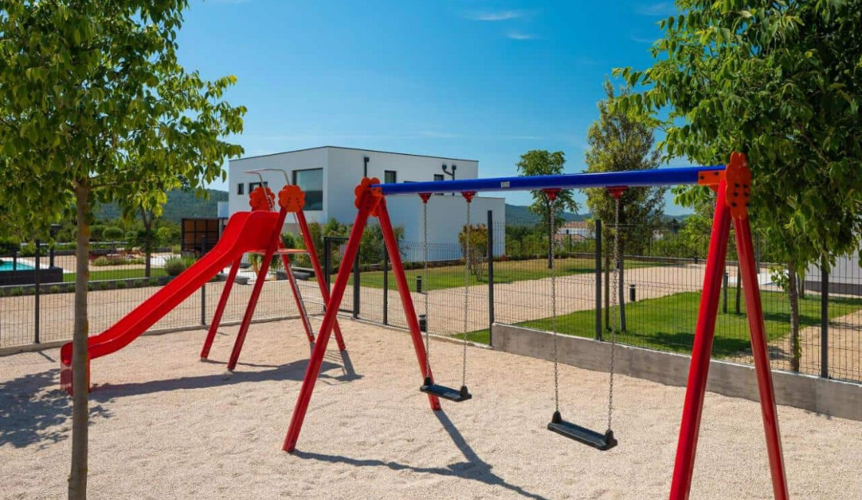 Erstaunliches modernes Haus bei Sibenik