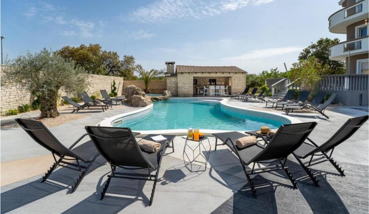 Zeitgenössisches Haus Zaton