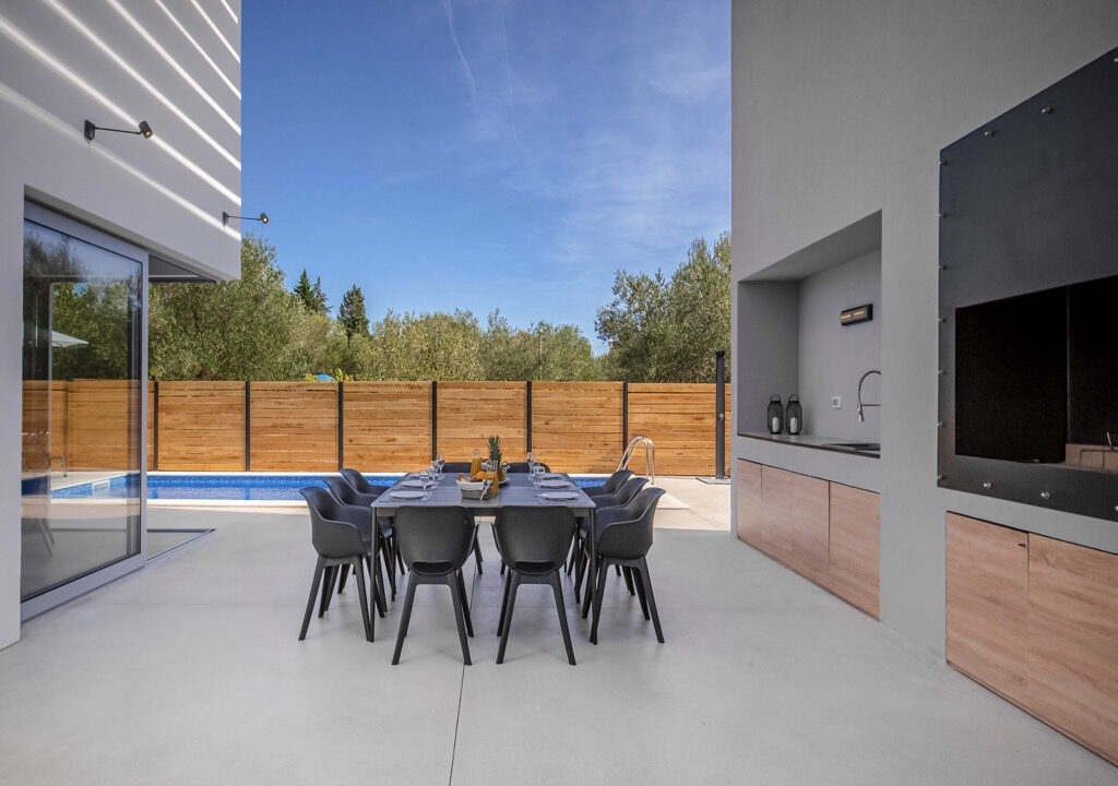 Freies Klettern Ultramodernes Haus - Raum Zadar