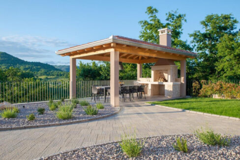 Neue moderne Villa mit traditionellem Charakter - Labin, Istra