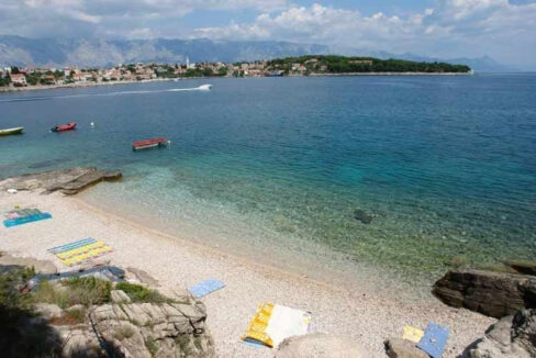 Villa am Meer auf der Insel Bra?