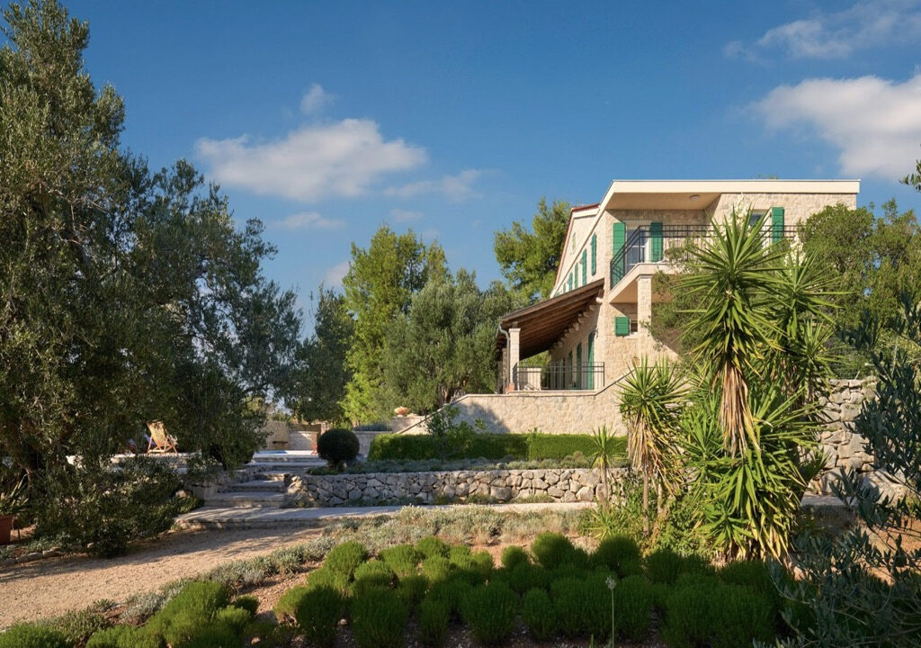 Exquisite Villa aus Stein - Die Insel Pag