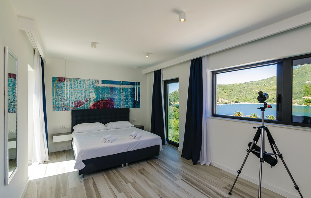 Weiße Villa am Meer mit extra Grundstück - Dubrovnik