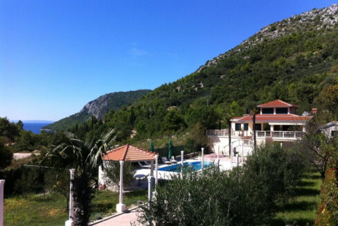 Imperial Style Villa mit Schwimmbad - Dorf Klek