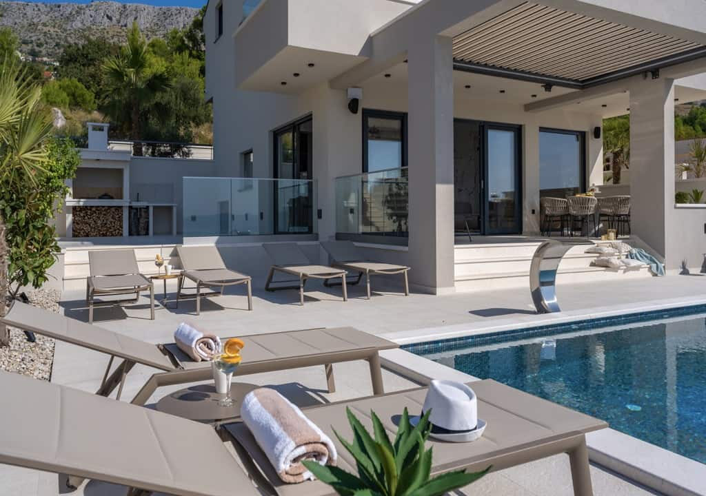 Moderne Villa in Split, Podstrana