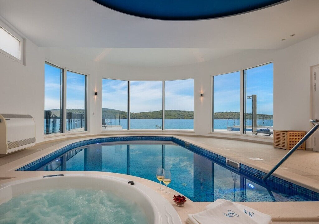 Luxuriöse moderne Villa mit Aussicht - Sibenik