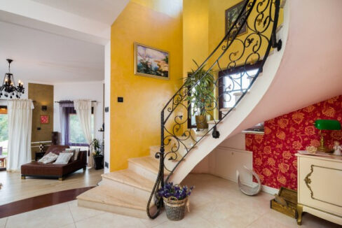 Tropisch anmutende Villa in der Nähe des Nationalparks Krka