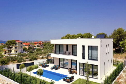 Neue fantastische Villa in Sibenik
