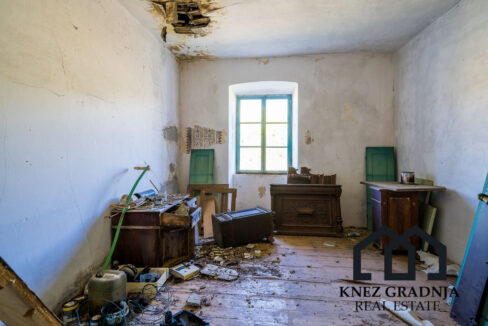 Erstaunliche handgefertigte Steinvilla auf der Insel Sipan