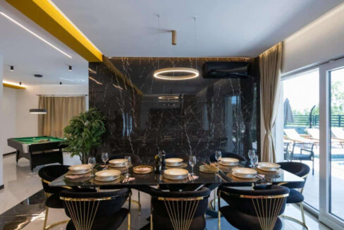 Modernes Haus bei Makarska