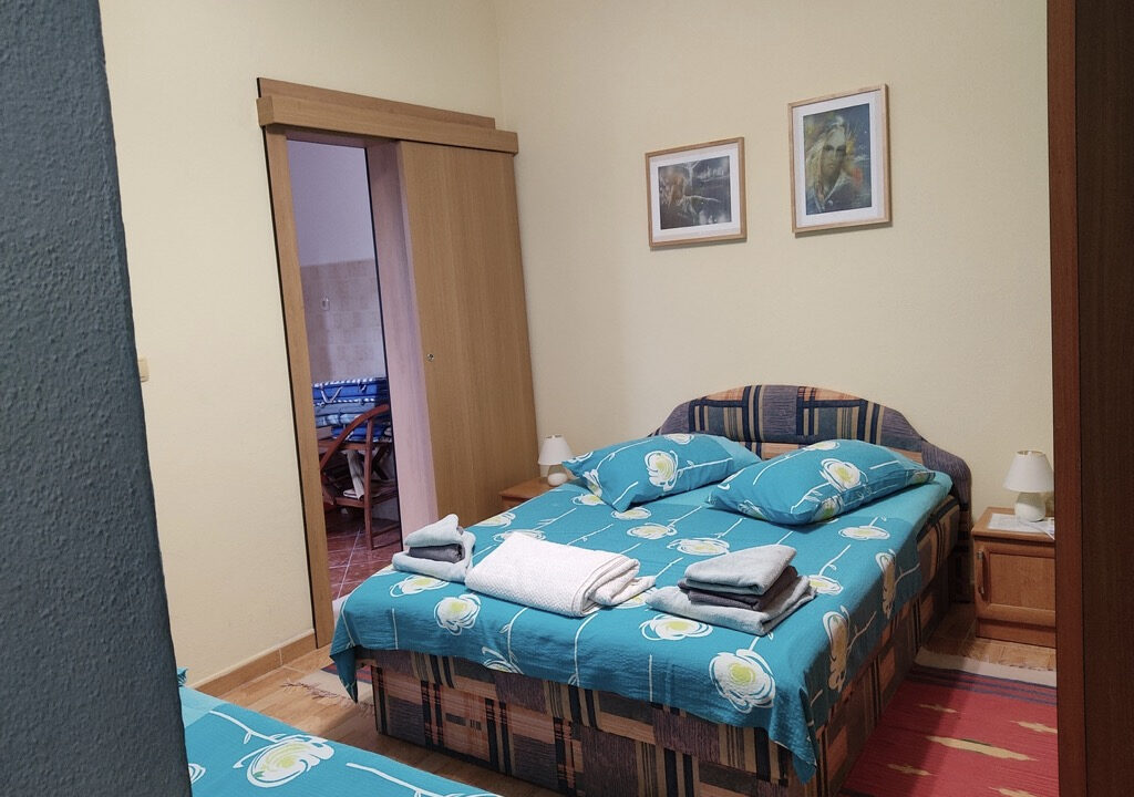 Haus mit Garten und Meerblick in Makarska