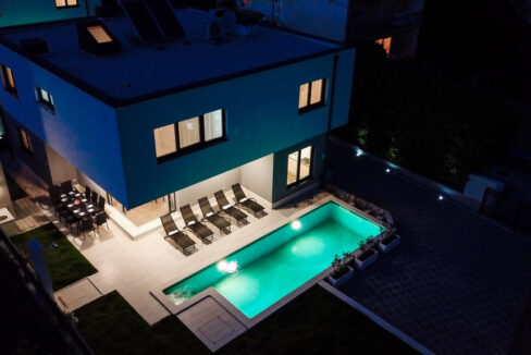 Anspruchsvolles Haus mit Meerblick in Kasteli, Split