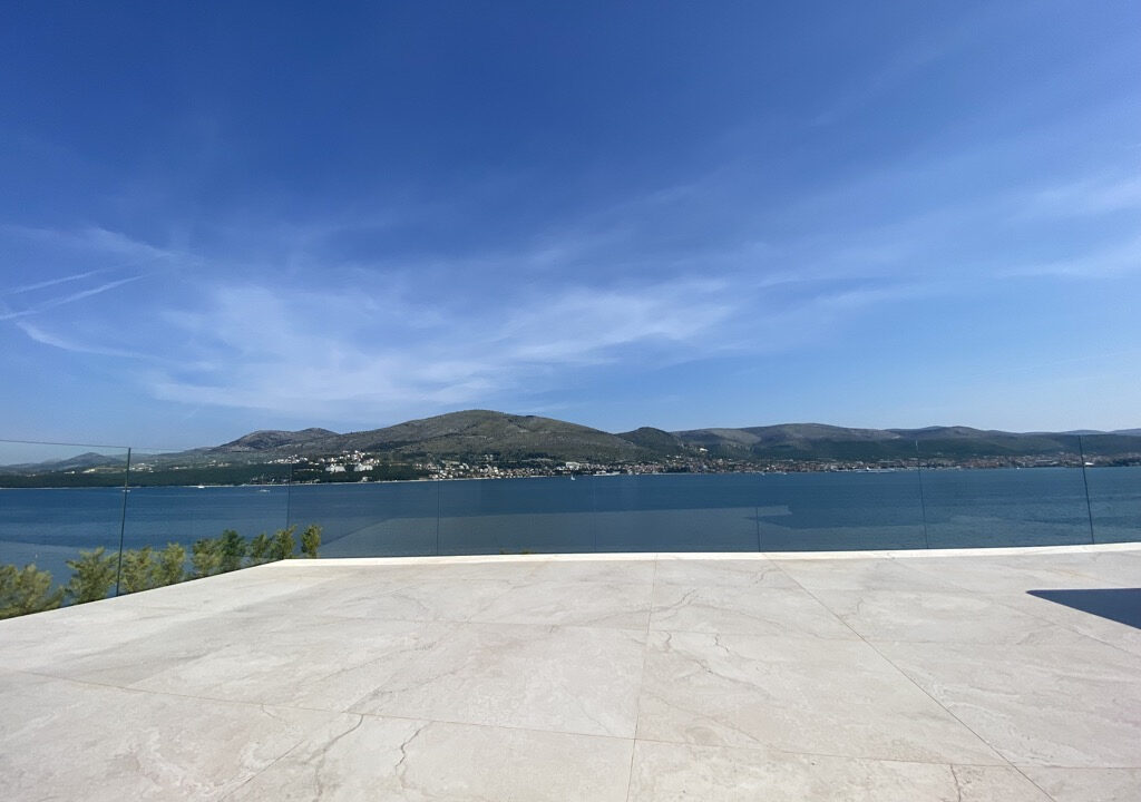 Erstaunliche Villa direkt am Meer auf Ciovo