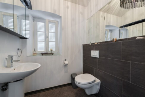 Steinvilla im Kolonialstil - Drvenik Mali, Split