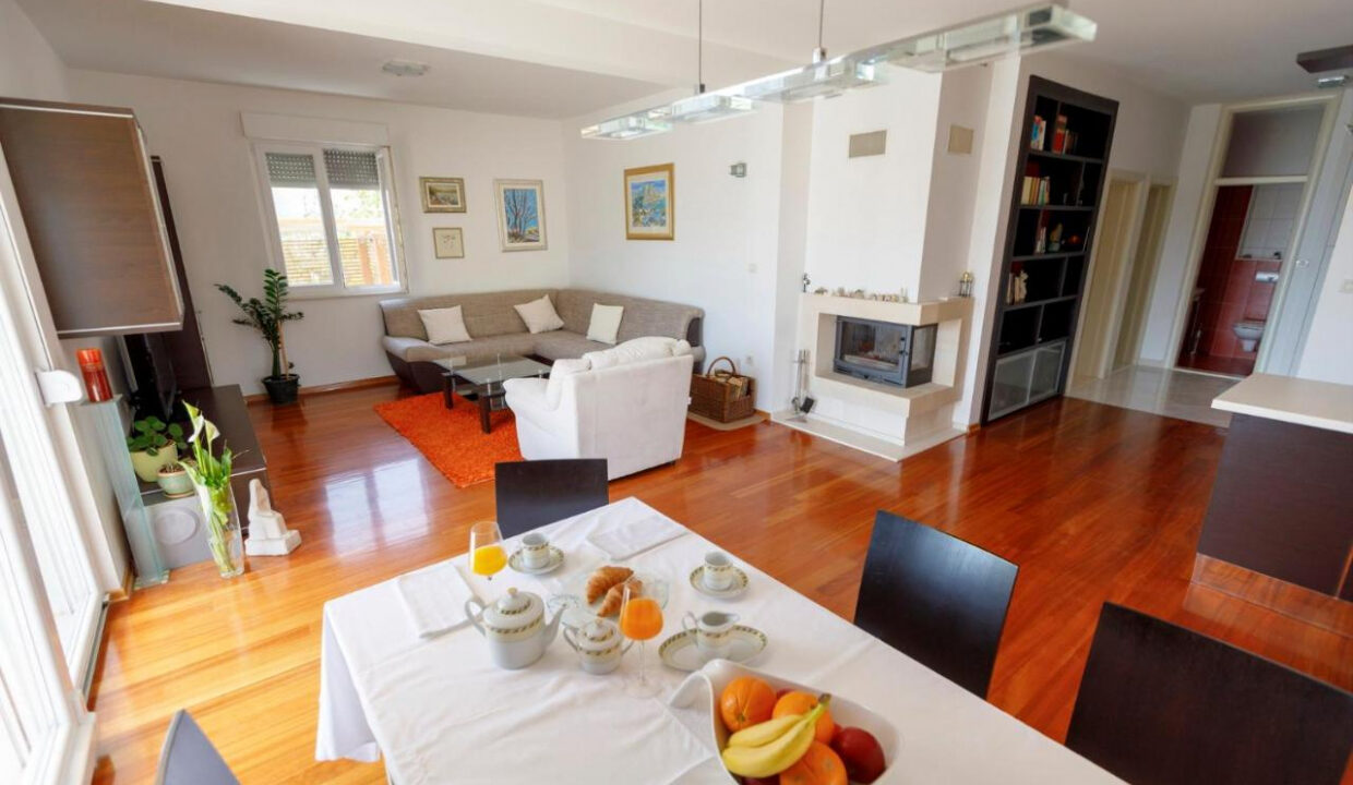 Haus mit Meerblick in Kastel Sucurac