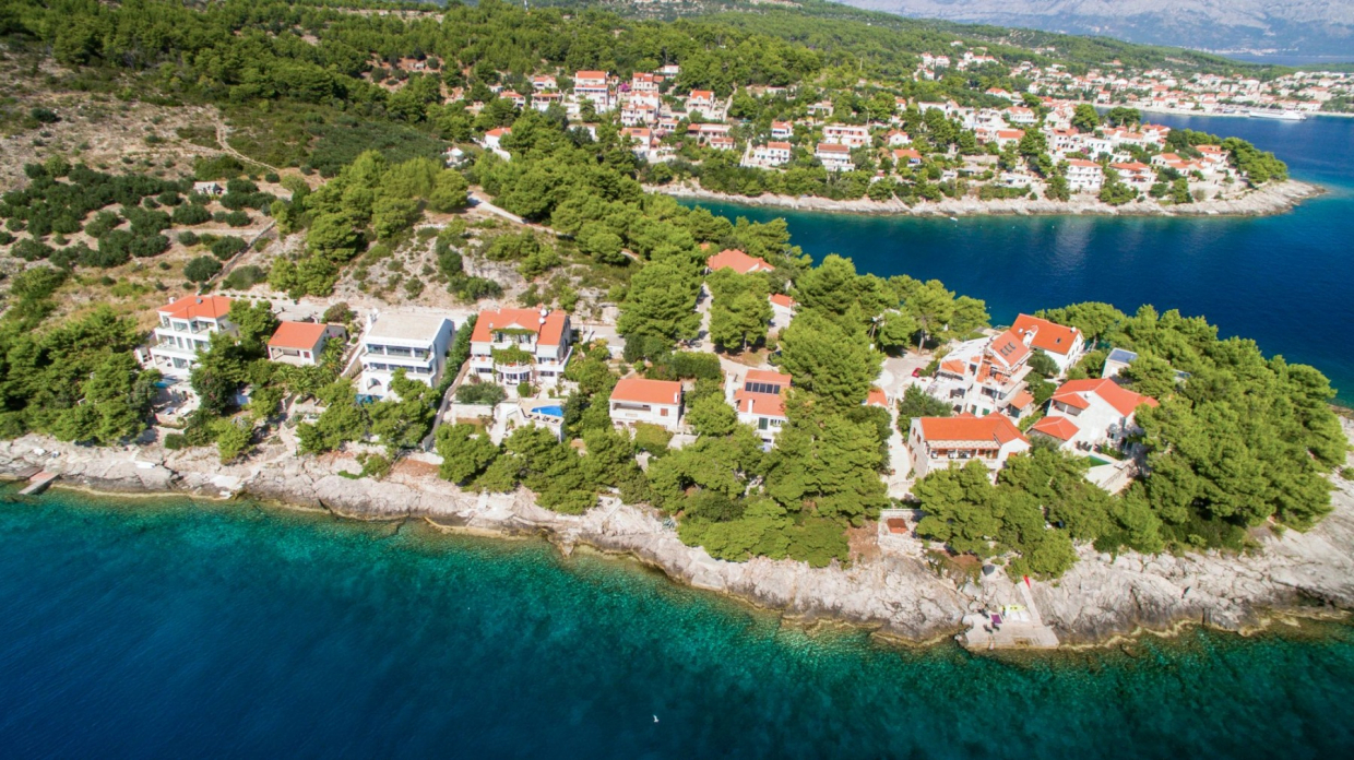 Villa am Meer auf der Insel Bra?