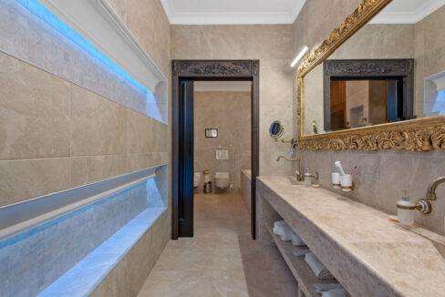 Exklusive Villa direkt am Meer in Vodice