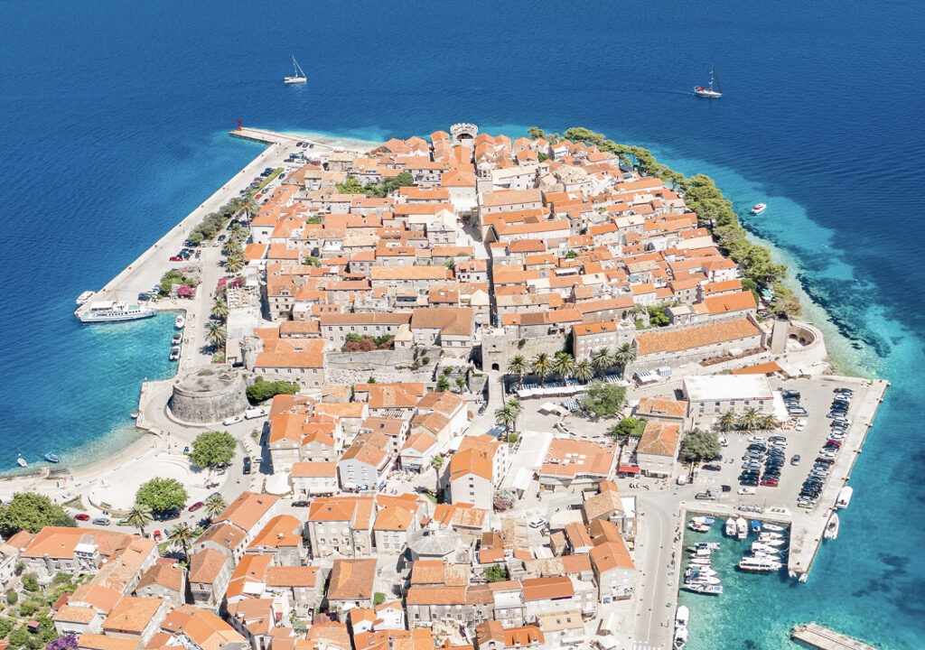 Neues modernes Haus auf der Insel Solta