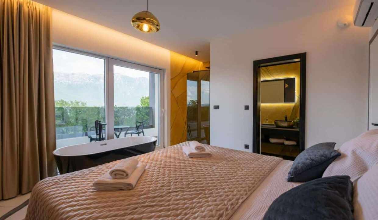 Modernes Haus bei Makarska