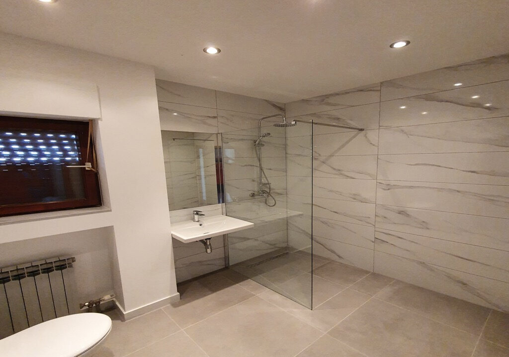 Haus mit Meerblick in Sibenik