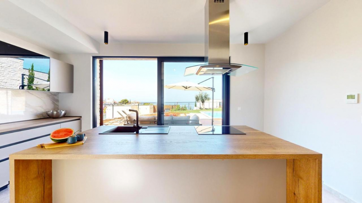 Spaciuos Villa Primošten