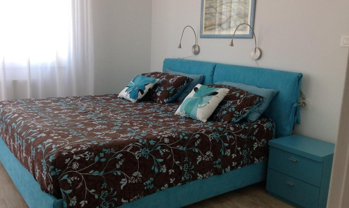 Erstaunliche Villa direkt am Meer auf der Insel Rab