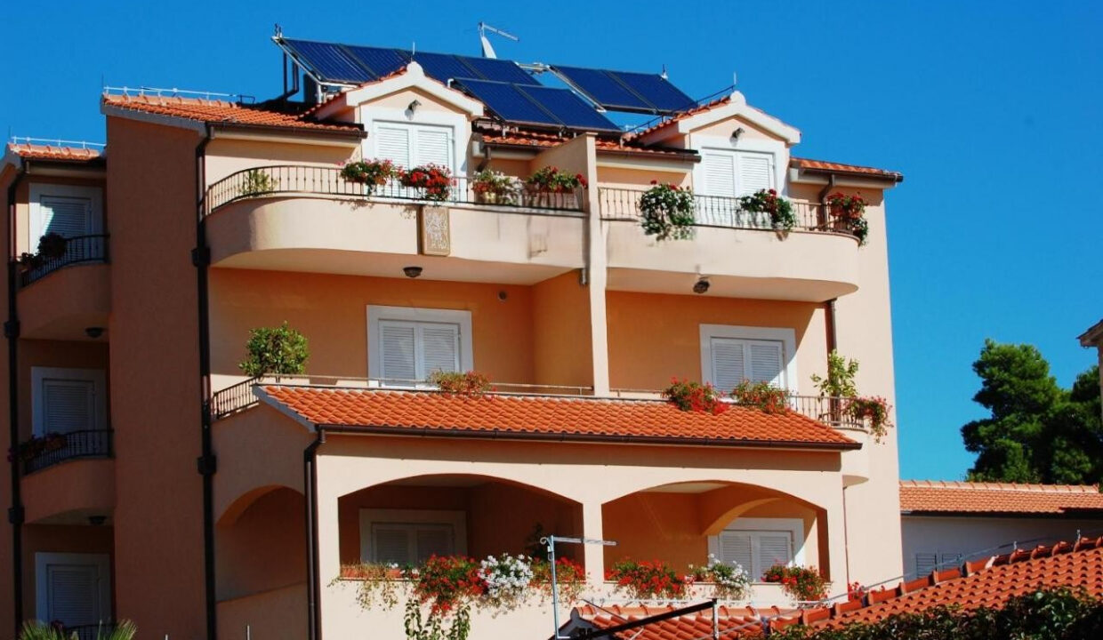 Grundstücke am Meer Tribunj