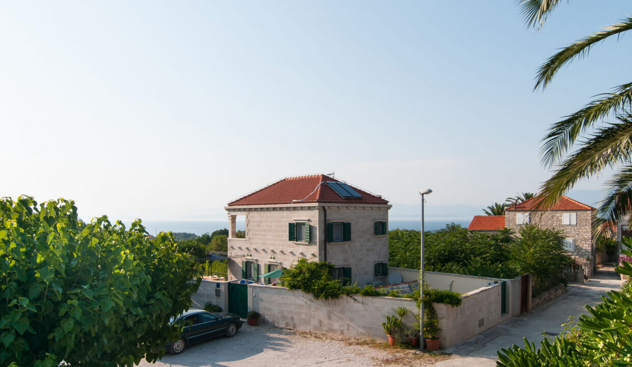 Steinhaus in Supetar, Brac