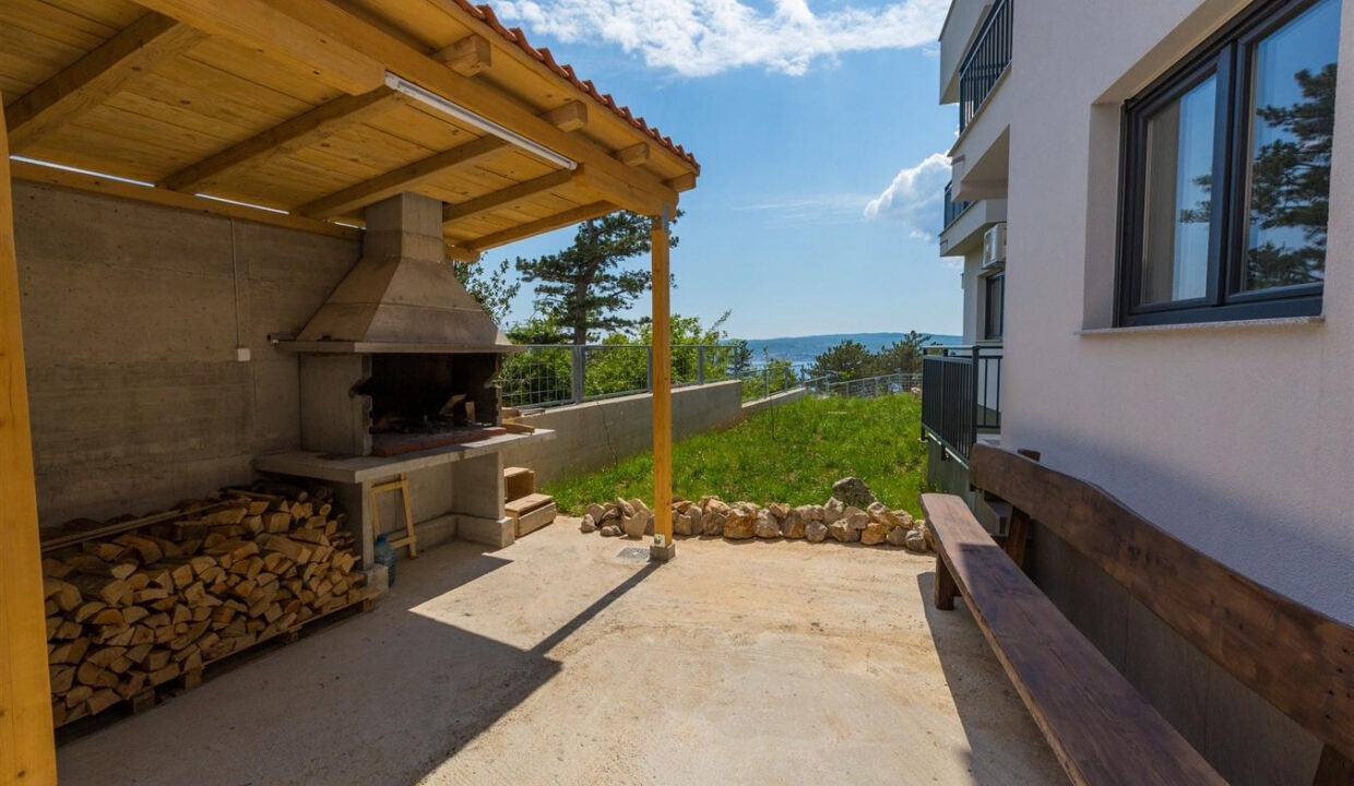 Grundstück mit Meerblick in Crikvenica