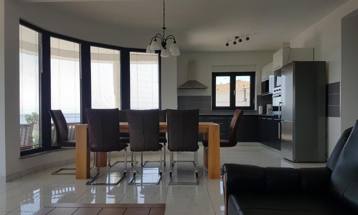 Grundstück mit Meerblick in Crikvenica