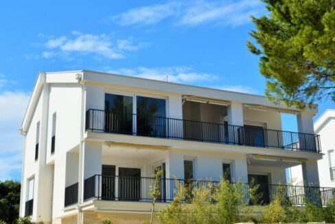 Grundstück am Meer Pakostane