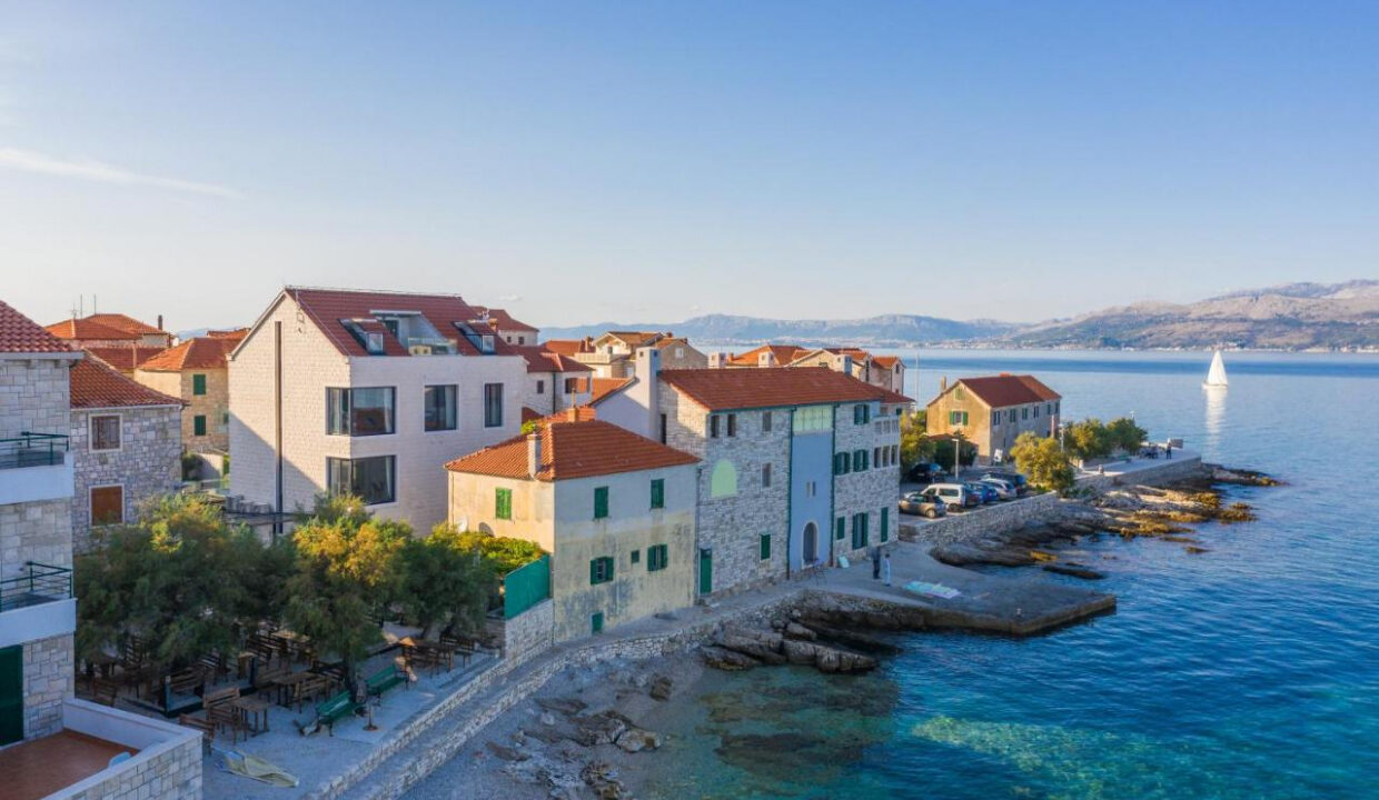 Außergewöhnliche Steinvilla auf Brac