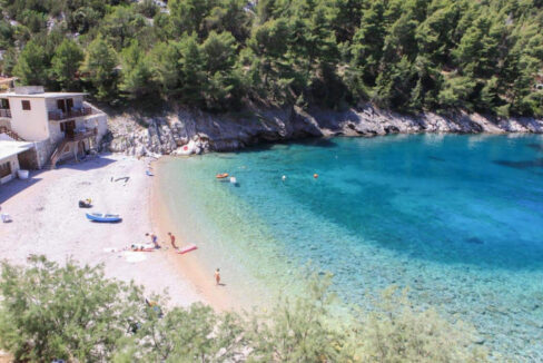Traditionelles Haus am Meer auf der Insel Hvar