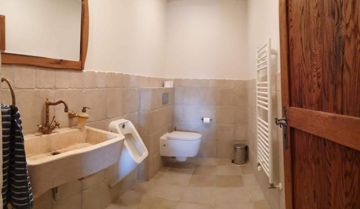 Erstaunliches Haus bei Pakostane