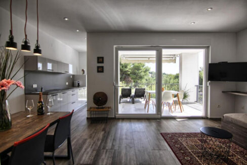 Grundstück am Meer Pakostane