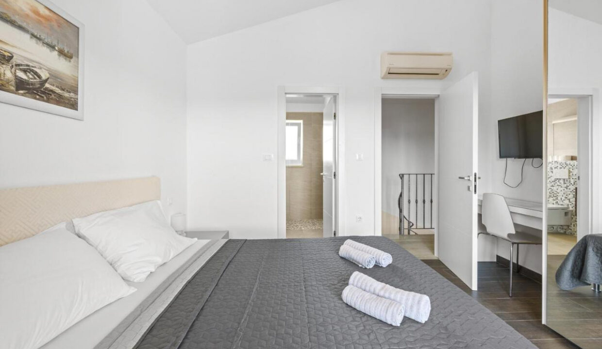 2 Doppelhaushälften Medulin